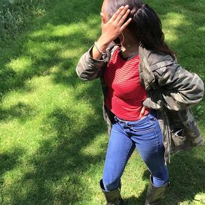 Meet your Posher, Shemera